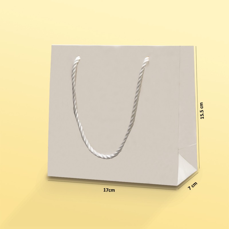 بگ مقوایی سفید مات سایز 7*15.5*17 (بسته 25 عددی)