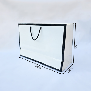 بگ سفید قاب دار براق سایز 12*23*35 (بسته 25 عددی)