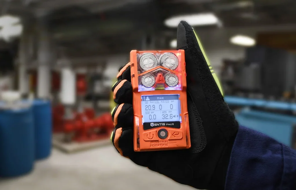 انجام تعمیرات تخصصی انواع دتکتور گاز