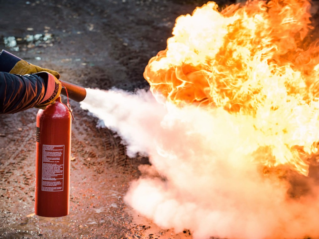 شارژ و فروش کپسول آتش نشانی در بوشهر