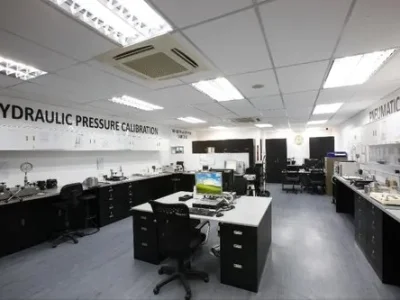 آزمایشگاه کالیبراسیون و آنالیز گاز در بجنورد