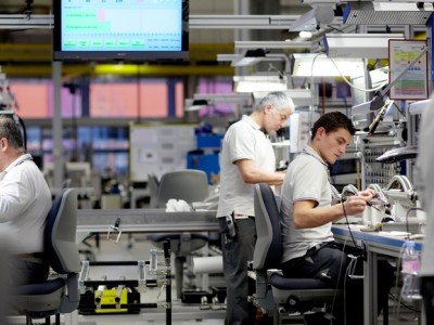 آزمایشگاه کالیبراسیون و آنالیز گاز در خرم آباد