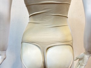 لیفت باسن شورتی قزن دار آرتان 3034