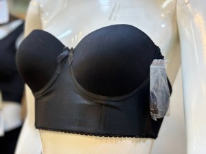 سوتین دکلته کش پهن