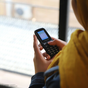 گوشی موبایل میدسل مدل M107 دو سیم کارت ظرفیت 32 مگابایت و رم 32 مگابایت