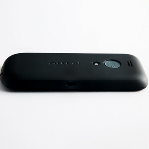 گوشی موبایل میدسل مدل M230 دو سیم کارت ظرفیت 32 مگابایت و رم 32 مگابایت