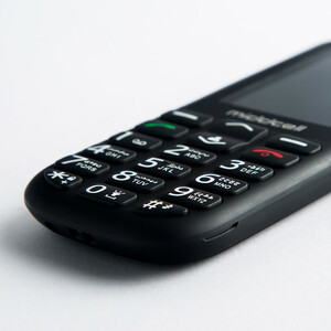 گوشی موبایل میدسل مدل M230 دو سیم کارت ظرفیت 32 مگابایت و رم 32 مگابایت