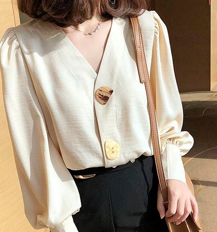 الگوی شومیز یقه هفت