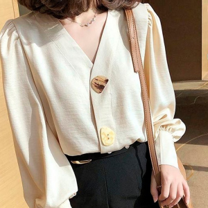 الگوی شومیز یقه هفت