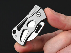 قیمت چاقو آنباکسینگ تاشوی قابل آویز به دسته کلید Self-Defense Knife Portable Keychain Unpacking Express Knife