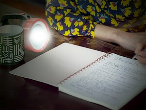 چراغ قوه خورشیدی و قابل شارژ پورودو Porodo Rechargeable Solar Light Dual Lightning System
