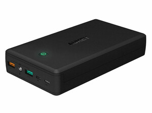 پاور بانک آکی Aukey PB-T11 30000mAh Power Bank