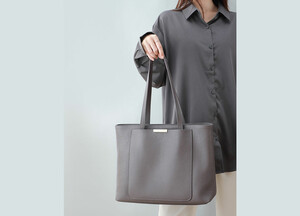 قیمت کیف دوشی زنانه با ظرفیت بزرگ new fashion trendy genuine leather women's bag 5180