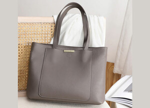قیمت کیف دوشی زنانه با ظرفیت بزرگ new fashion trendy genuine leather women's bag 5180