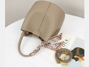 کیف دوشی زنانه Viney women's bag versatile leather portable bucket bag
