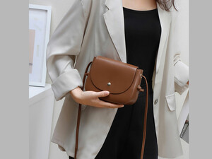 خرید کیف شانه ای زنانه Viney small genuine leather crossbody bag women's 2023 7987