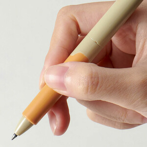 قیمت خودکار مشکی ژله ای کاکو