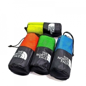 حوله north face