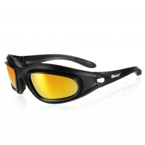 ‏عینک ‏ ‏Daisy