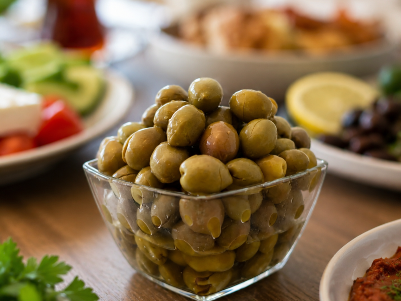 زیتون شکسته سنتی رودبار