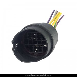 سوکت 16 فیش مادگی استوانه ای اصلی پراید برند +BBZ