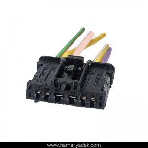 سوکت خطر عقب پژو 206 برند +BBZ