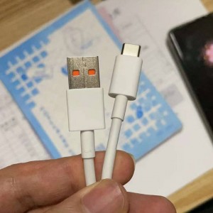 شارژر دیواری شیائومی مدل 67 وات به همراه کابل تبدیل USB-C