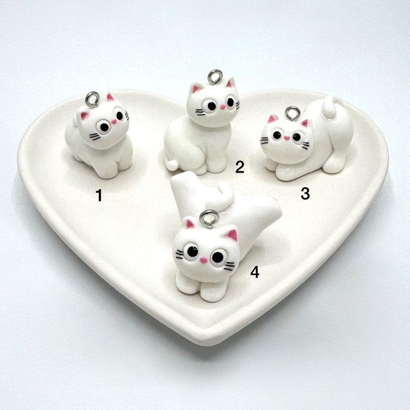 آویز پیشی سفید و مشکی