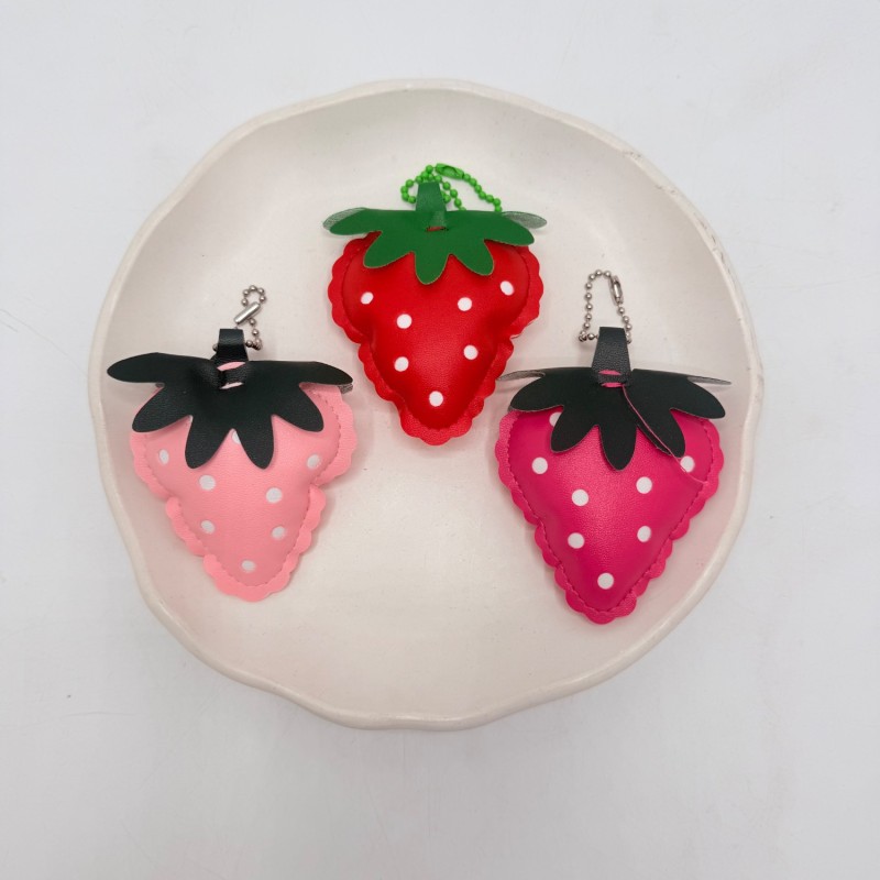 آویز چرم توت فرنگی 🍓