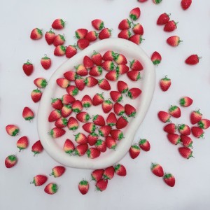 آویز توت فرنگی