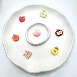 آویز فانتزی دکمه