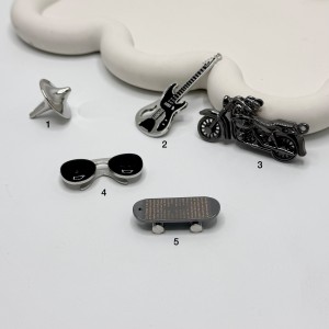 آویز فلزی(۳)