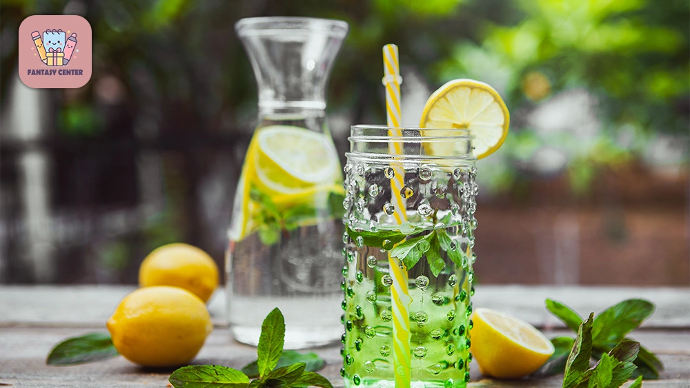 آب طعم‌دار جرعه‌ای خنک