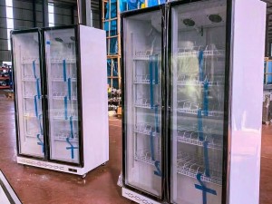 قیمت خرید یخچال صنعتی در سال 2025