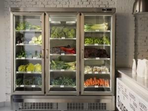 نکات مهم در خرید یخچال صنعتی استیل برای رستوران‌ها