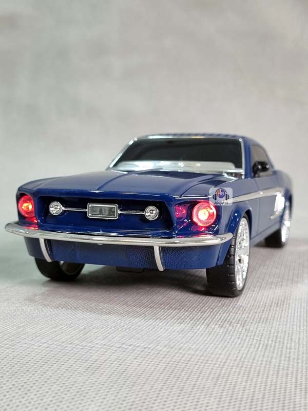 اسپیکر بلوتوث طرح ماشین کلاسیک WS300