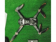 کوادکوپتر w2max با موتور براشلس و دوربین آنلاین