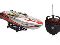 قایق کنترلی با سرعت 25 کیلومتر