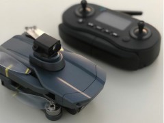 کوادکوپتر x3 max با موتور براشلس و دوربین گردان  و سنسور عدم برخورد  لیزری و مجهز به ماژول gps   و باتری یدکی اضافه