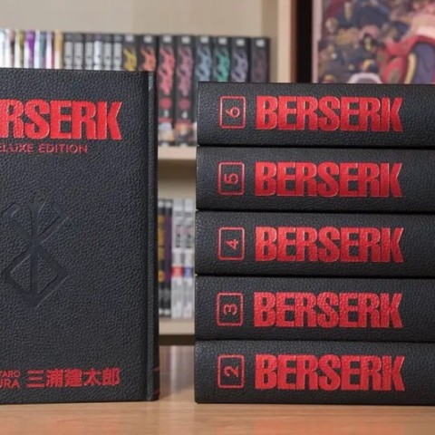 خرید مانگا Berserk Deluxe مانگا برزرک نسخه دلوکس به زبان انگلیسی