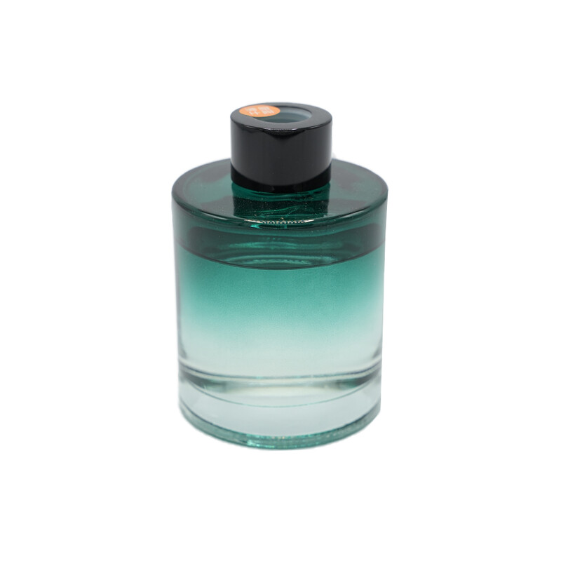 بطری اضافه خوشبوه کننده خودرو Extra bottle of car air freshener