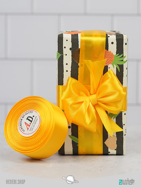 ربان ساتن پهن Wide red satin ribbon