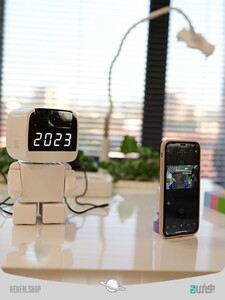 دوربین ربات هوشمند 1080P با قابلیت ردیابی و دید در شب 1080P intelligent robot camera with tracking and night vision capabilities