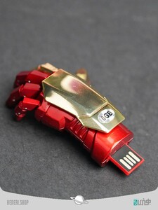 فلش مموری طرح دست مرد آهنی 8 گیگابایت Iron man hand flash memory 8GB