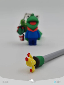 keychain set with silicone pen
