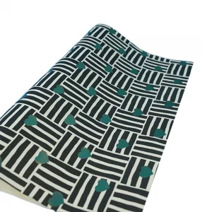 کاغذ کادو طلاکوب راه راه طرح قلب طلایی  Corrugated gilded gift paper