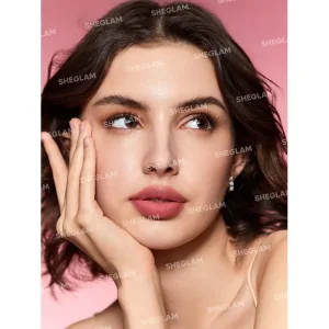 رژ لب مخملی استار لایت رنگ beach babe شیگلم sheglam