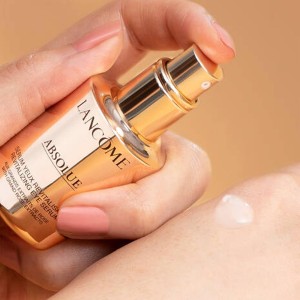 سرم دور چشم احیا کننده ابسولو لانکوم lancome