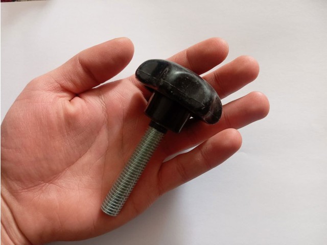 پیچ خروسکی فلکه ای 12 هفت پر ارتفاع رزوه 60 mm