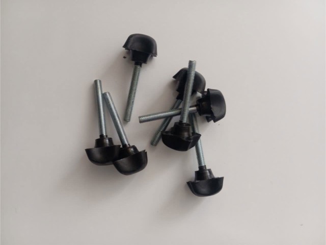 پیچ خروسکی فلکه ای چهار پر m 6 طول رزوه 45